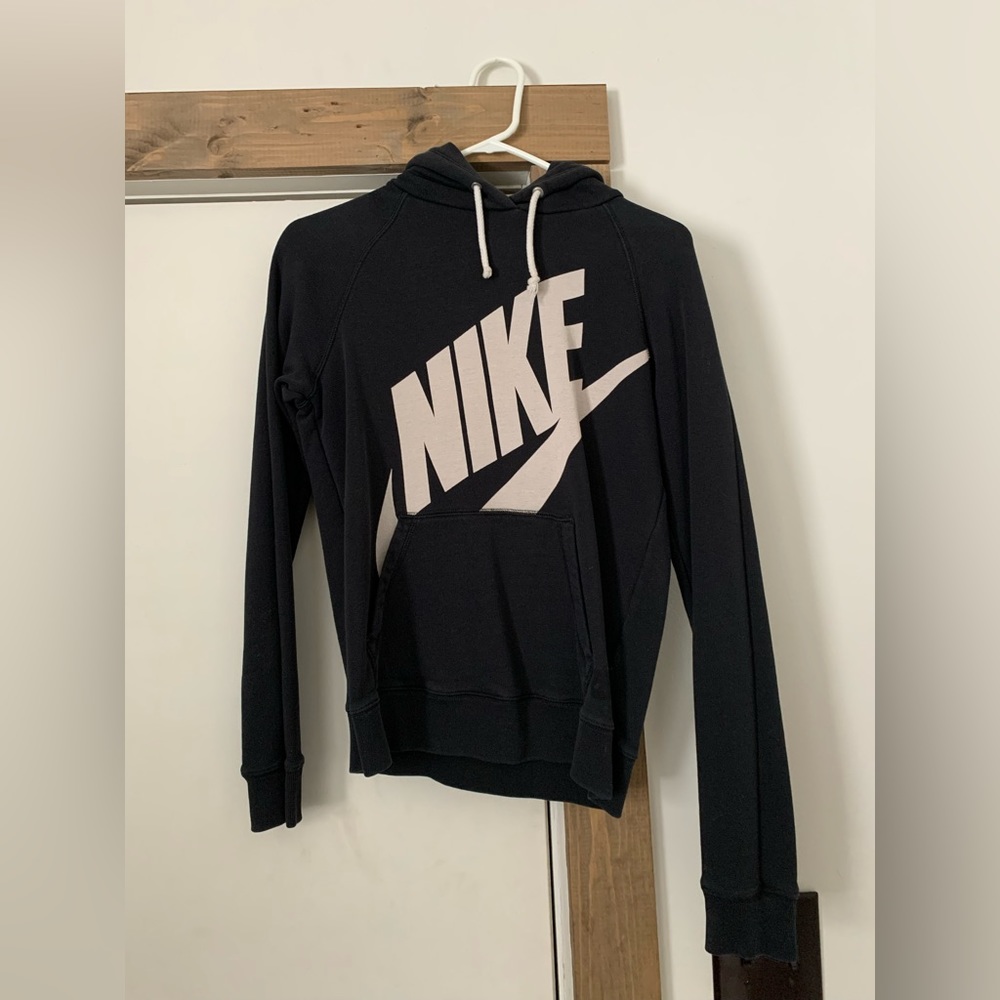 Nike sweatshirt